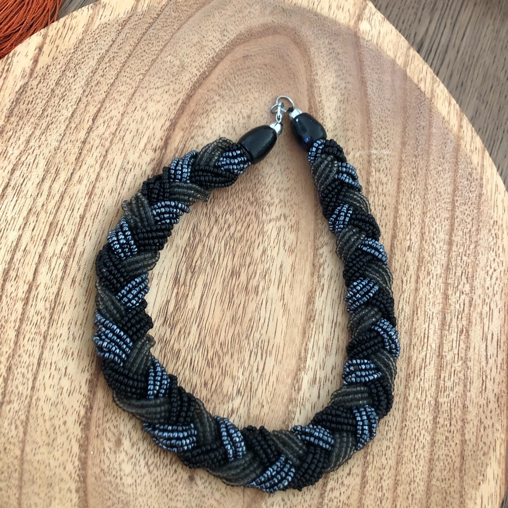 Beaded necklace or choker